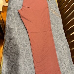 Tommy Bahama Maroon Stretch Golf Pants